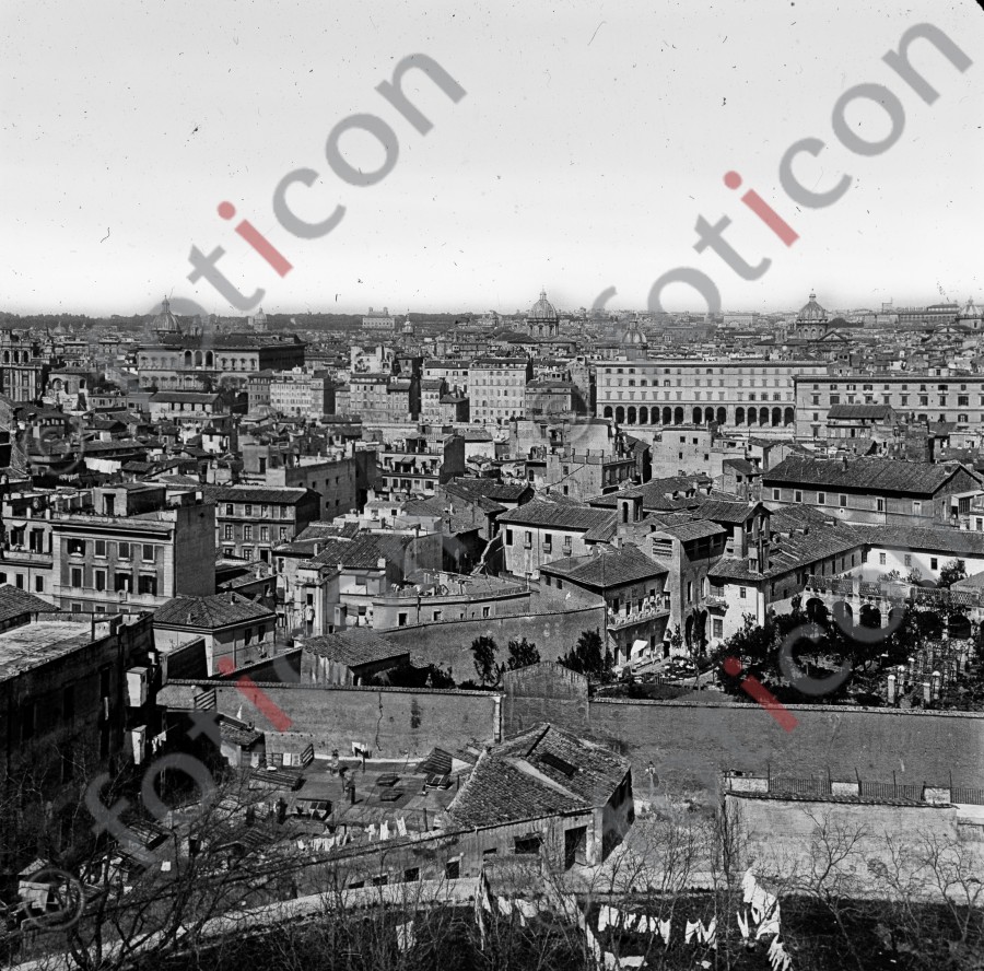 Blick auf Rom | Look at Rome (foticon-simon-037-060-sw.jpg)